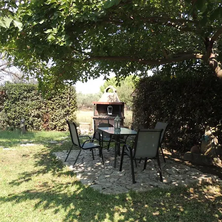 Lagoon House בית נופש *